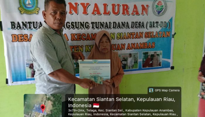 Kades Telaga Pimpin Penyaluran BLT