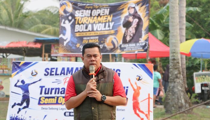 Sekda Ronny Apresiasi Konsistensi Warga Sebong Lagoi Gelar Turnamen Voli